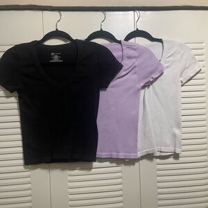 Women's V-Neck Ribbed Tops - Black, Purple, and White